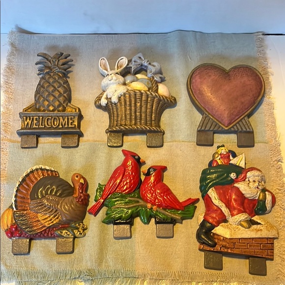 Midwest Other - Decorative Holiday Door Knocker Topper Set